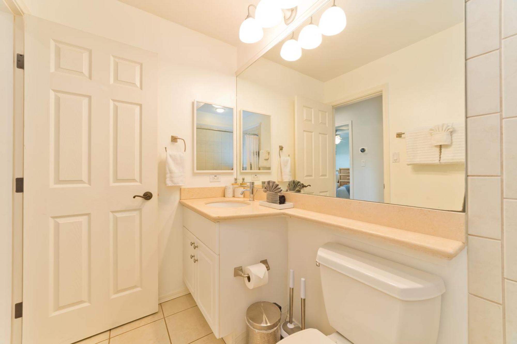 Hilton Pool Pass Included - Stylish Central Villa Mins To Beach Pool & Spa ワイコロアビレッジ エクステリア 写真