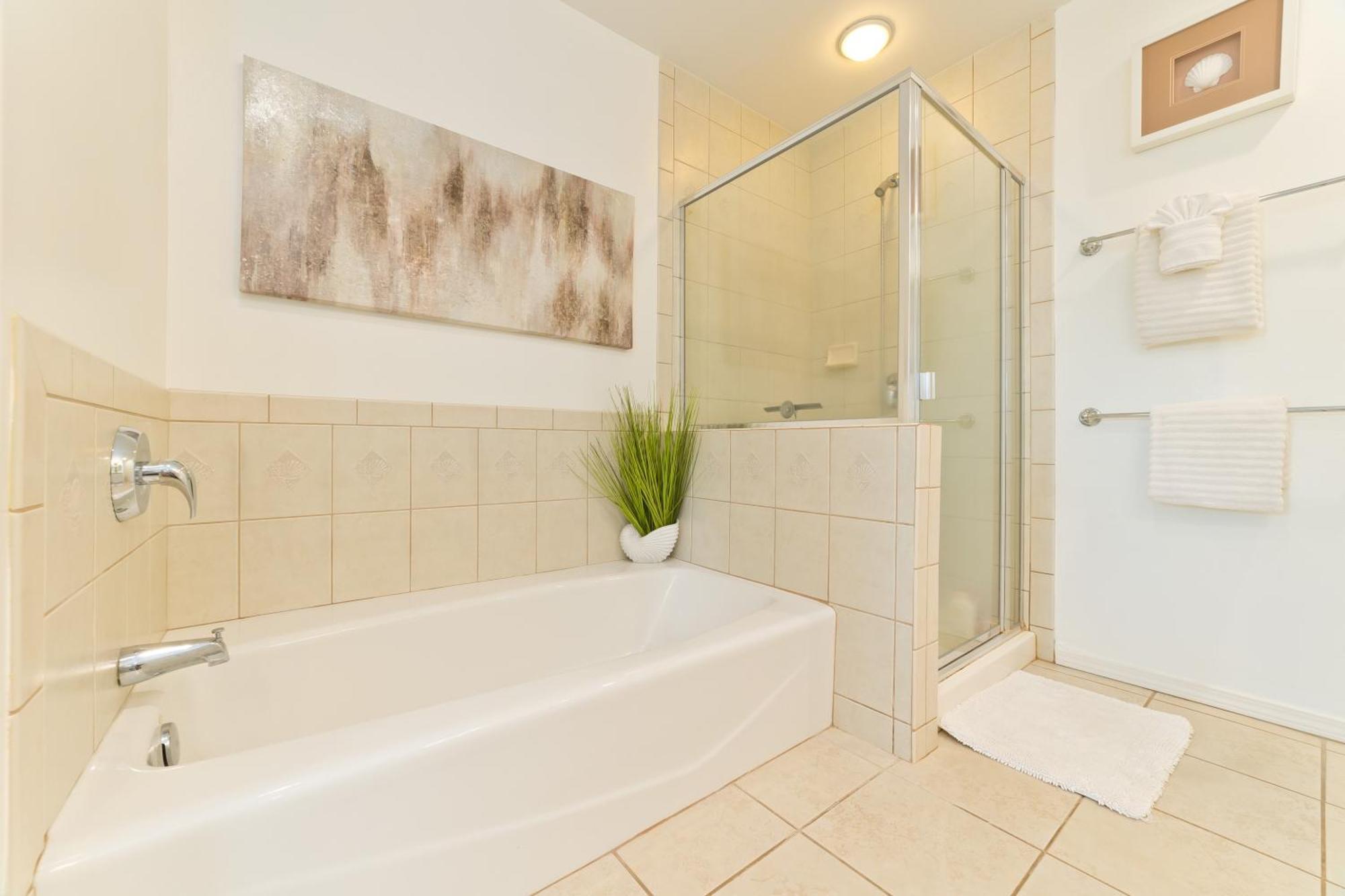 Hilton Pool Pass Included - Stylish Central Villa Mins To Beach Pool & Spa ワイコロアビレッジ エクステリア 写真